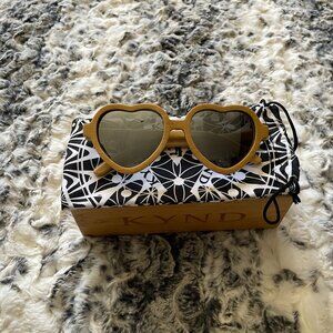 Heartbreakers - Kynd  Sunglasses